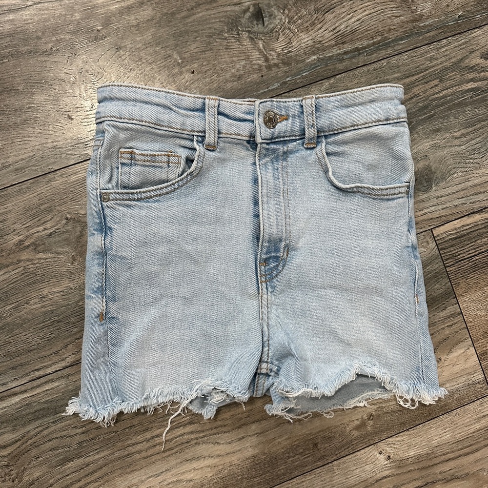 Zara Light Blue cut off jean shorts great condition